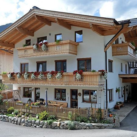 Talhammerhof Uderns Rom bilde